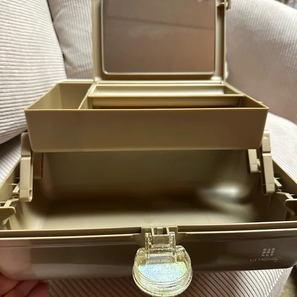 Ulta Beauty Caboodles Gold and Cream Beauty Box- box only - Picture 3 of 4